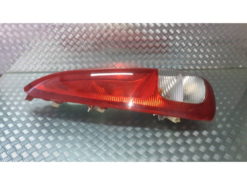 Recambio de piloto trasero izquierdo para chevrolet tacuma se referencia OEM IAM   