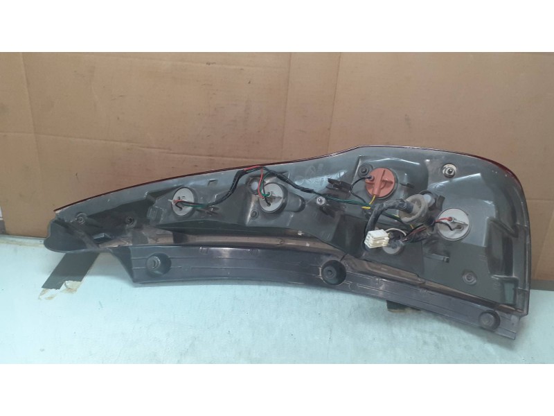 Recambio de piloto trasero izquierdo para hyundai i30 classic gl referencia OEM IAM 924012R1  