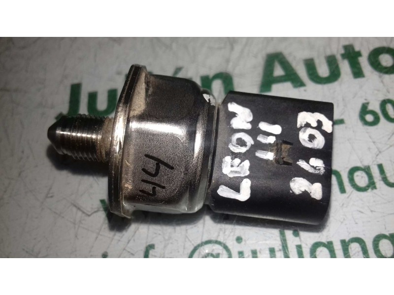 Recambio de sensor presion para seat leon (5f1) reference referencia OEM IAM 06K906051A  3 PINES