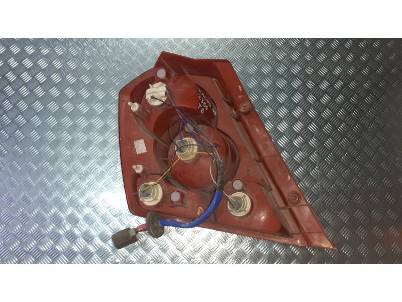 Recambio de piloto trasero derecho para chevrolet kalos 1.2 s (d/a) referencia OEM IAM 300267R  