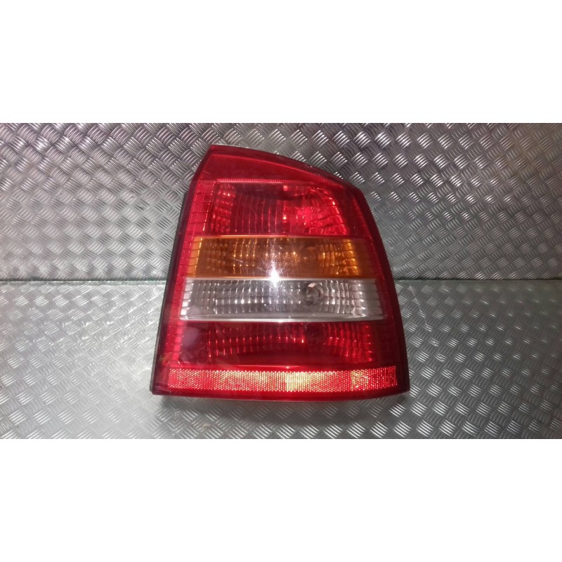 Recambio de piloto trasero derecho para opel astra g berlina comfort referencia OEM IAM 90521544  03161000