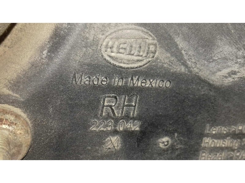 Recambio de faro derecho para chrysler pt cruiser (pt) 2.2 crd catwalk classic referencia OEM IAM 223042  HELLA