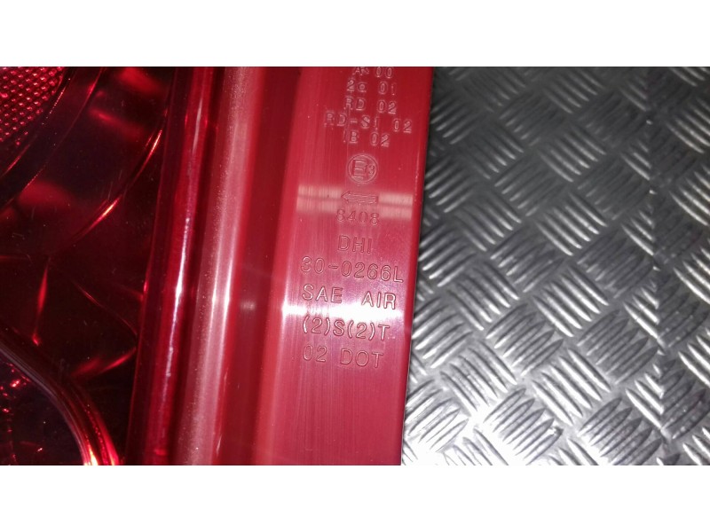 Recambio de piloto trasero izquierdo para daewoo kalos 1.4 se referencia OEM IAM 300266L  