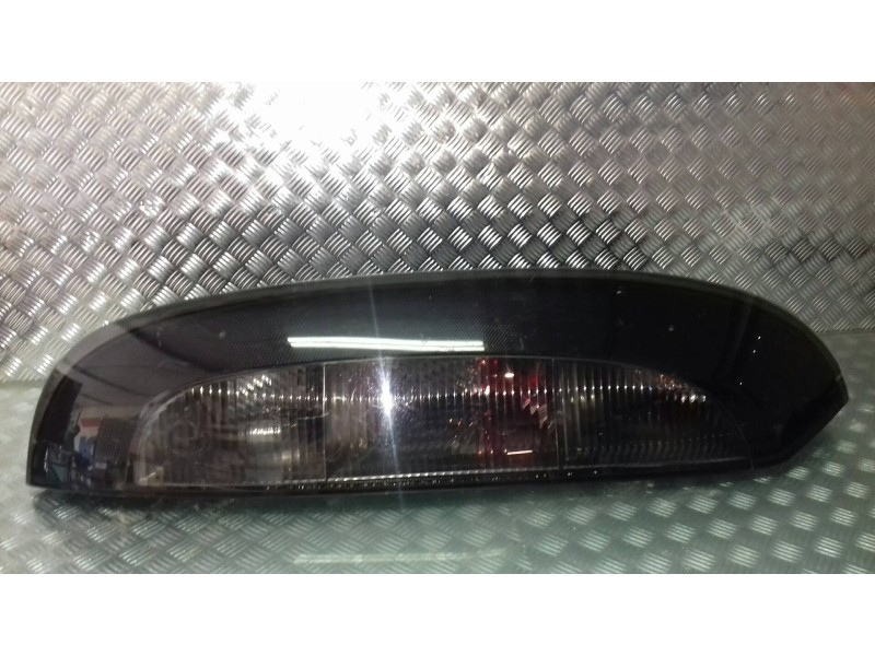 Recambio de piloto trasero izquierdo para opel corsa c blue line referencia OEM IAM 89307491  24457235