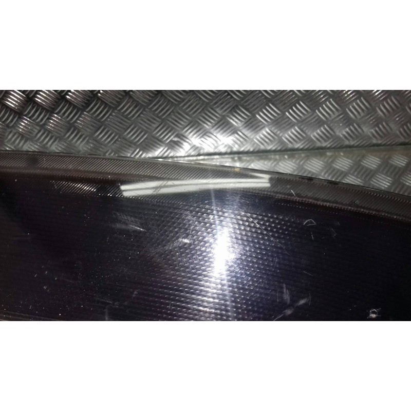 Recambio de piloto trasero izquierdo para opel corsa c blue line referencia OEM IAM 89307491  24457235