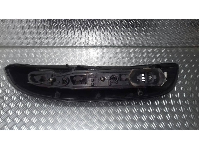 Recambio de piloto trasero derecho para opel corsa c enjoy referencia OEM IAM 89307501  2445723