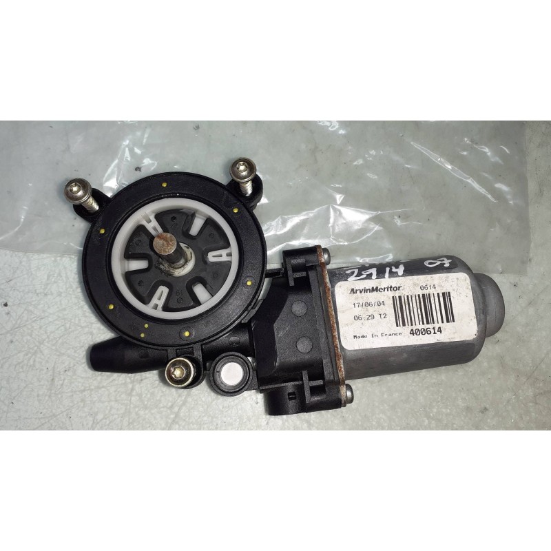 Recambio de motor elevalunas trasero derecho para renault espace iv (jk0) expression referencia OEM IAM 8200017910  CONECTOR 2 P