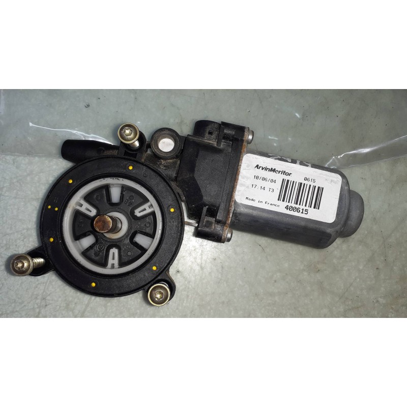 Recambio de motor elevalunas trasero izquierdo para renault espace iv (jk0) expression referencia OEM IAM 8200017909  CONECTOR 2