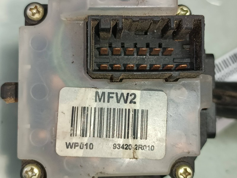 Recambio de mando limpia para hyundai i30 classic referencia OEM IAM 934202R010 3693PA CONECTOR 6+ 7 PINES