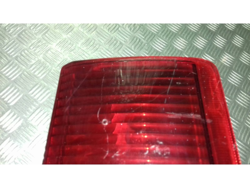 Recambio de piloto trasero derecho para opel combo (corsa c) cargo referencia OEM IAM 51132  