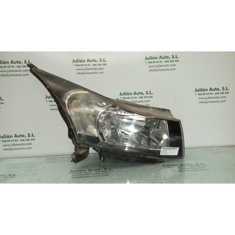 Recambio de faro derecho para chevrolet cruze lt referencia OEM IAM LHD12412 LHD12413 