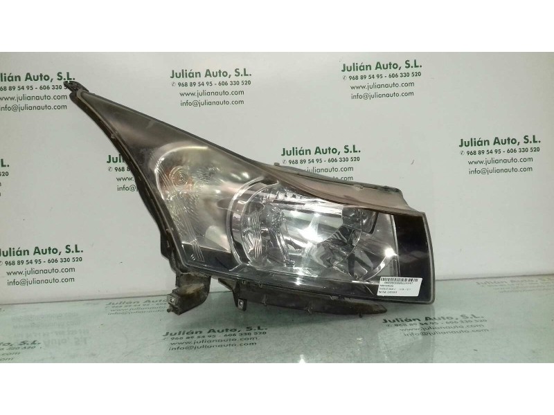 Recambio de faro derecho para chevrolet cruze lt referencia OEM IAM LHD12412 LHD12413 