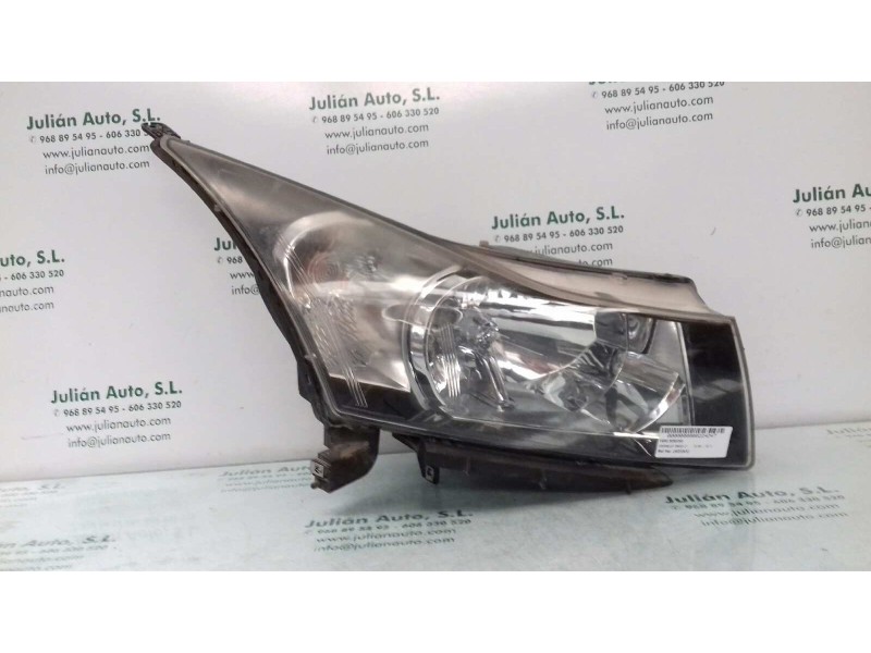 Recambio de faro derecho para chevrolet cruze lt referencia OEM IAM LHD12412 LHD12413 