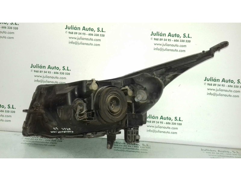Recambio de faro derecho para chevrolet cruze lt referencia OEM IAM LHD12412 LHD12413 