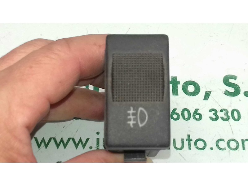 Recambio de interruptor para audi a4 avant (b5) 1.8 referencia OEM IAM 4D0941563  LUCES ANTINIEBLA