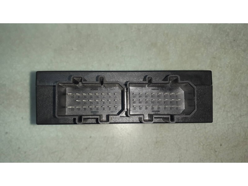 Recambio de centralita suspension para audi a8 (d2) 3.3 tdi quattro referencia OEM IAM 4D0919283  601711