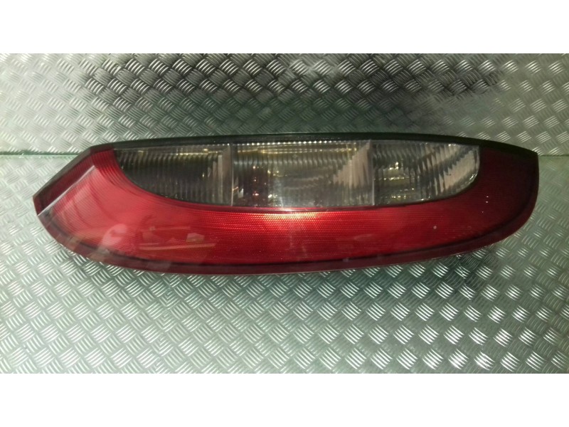 Recambio de piloto trasero izquierdo para opel corsa c blue line referencia OEM IAM   