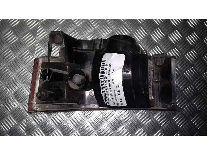 Recambio de faro antiniebla trasero derecho para opel meriva enjoy referencia OEM IAM 89398102  