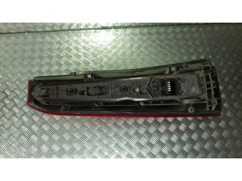 Recambio de piloto trasero derecho para opel meriva enjoy referencia OEM IAM 13203392  