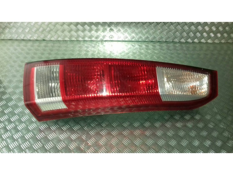 Recambio de piloto trasero derecho para opel meriva cosmo referencia OEM IAM 89398085  13203392