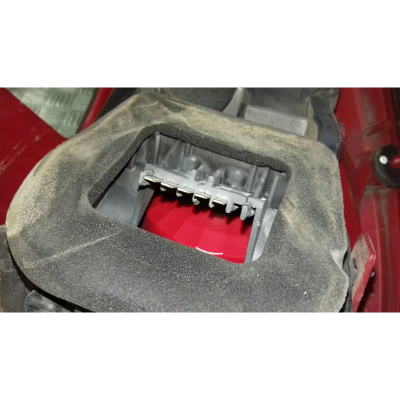 Recambio de piloto trasero izquierdo para opel corsa d cosmo referencia OEM IAM 89037367 89038960A 13186350