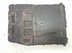Recambio de caja reles / fusibles para renault megane ii classic berlina dynamique referencia OEM IAM 8200606824 S118400140G SIE