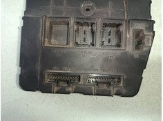 Recambio de caja reles / fusibles para renault megane ii classic berlina dynamique referencia OEM IAM 8200606824 S118400140G SIE 2