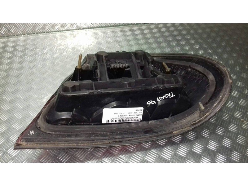 Recambio de piloto trasero izquierdo para opel tigra 1.4 16v referencia OEM IAM   