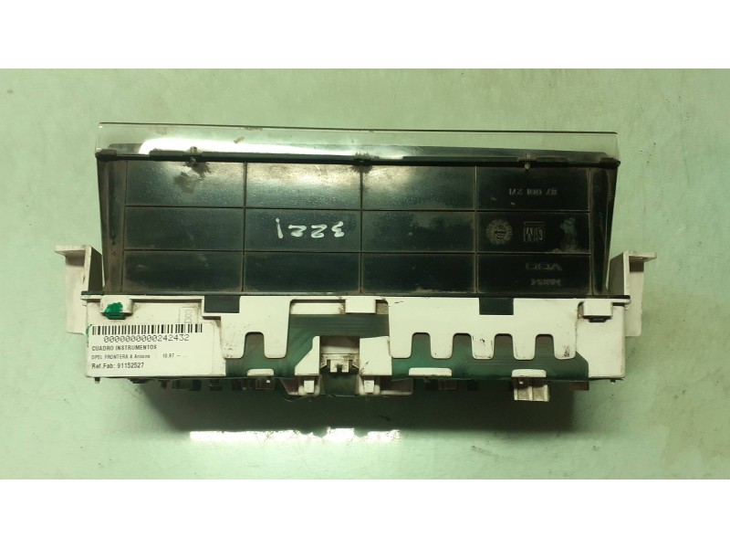 Recambio de cuadro instrumentos para opel frontera a arizona referencia OEM IAM 91152527  87001271