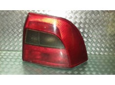 Recambio de piloto trasero derecho para opel vectra b berlina básico (1999) referencia OEM IAM 62145  