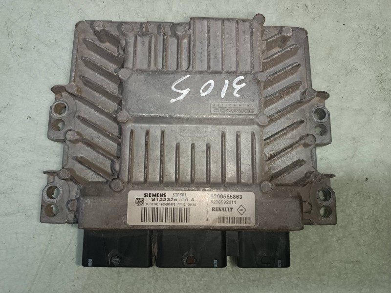 Recambio de centralita motor uce para renault megane ii classic berlina dynamique referencia OEM IAM 8200565863 8200592611 S1223