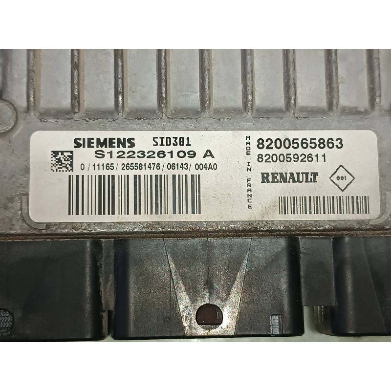 Recambio de centralita motor uce para renault megane ii classic berlina dynamique referencia OEM IAM 8200565863 8200592611 S1223