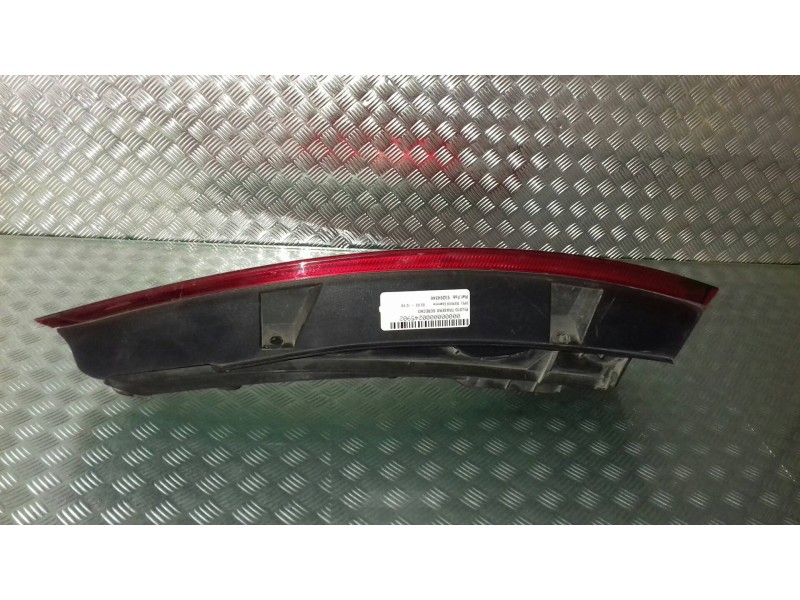 Recambio de piloto trasero derecho para opel meriva essentia referencia OEM IAM 93294346  89398085