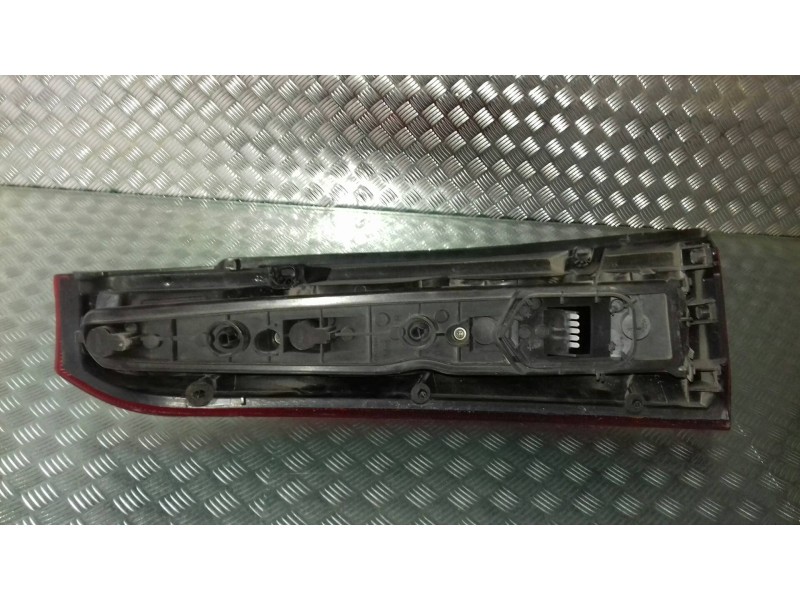 Recambio de piloto trasero derecho para opel meriva essentia referencia OEM IAM 93294346  89398085