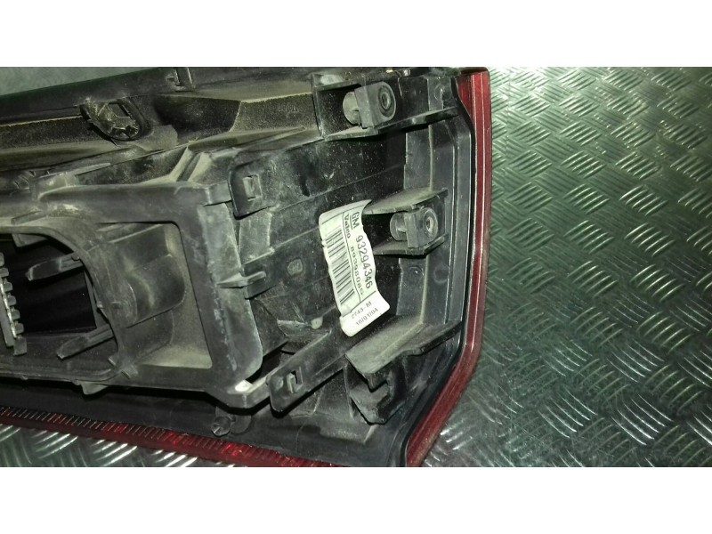 Recambio de piloto trasero derecho para opel meriva essentia referencia OEM IAM 93294346  89398085