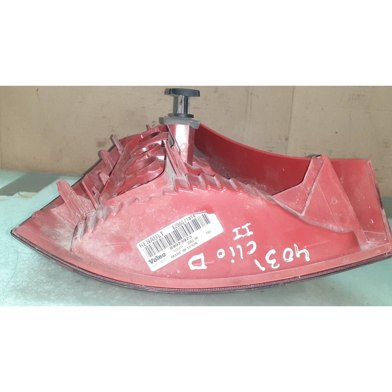 Recambio de piloto trasero derecho para renault clio ii fase ii (b/cb0) campus referencia OEM IAM 8200071414  89023923