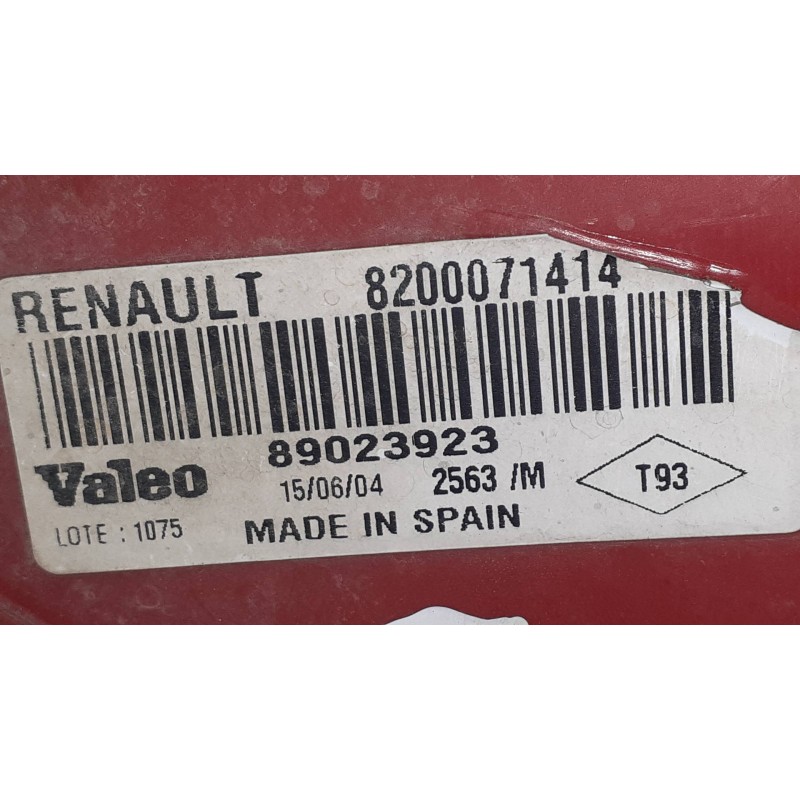 Recambio de piloto trasero derecho para renault clio ii fase ii (b/cb0) campus referencia OEM IAM 8200071414  89023923