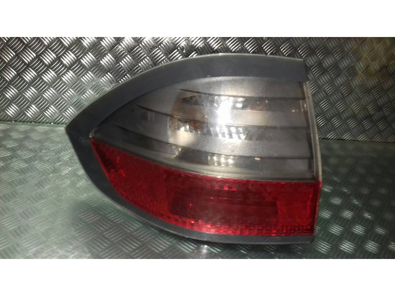 Recambio de piloto trasero izquierdo para ford s-max (ca1) trend referencia OEM IAM 162492  