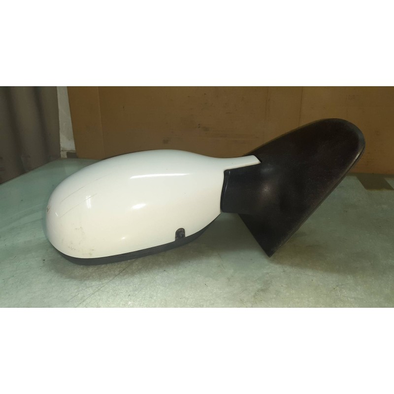 Recambio de retrovisor derecho para renault clio ii fase ii (b/cb0) campus referencia OEM IAM 018011  ELECTRICO