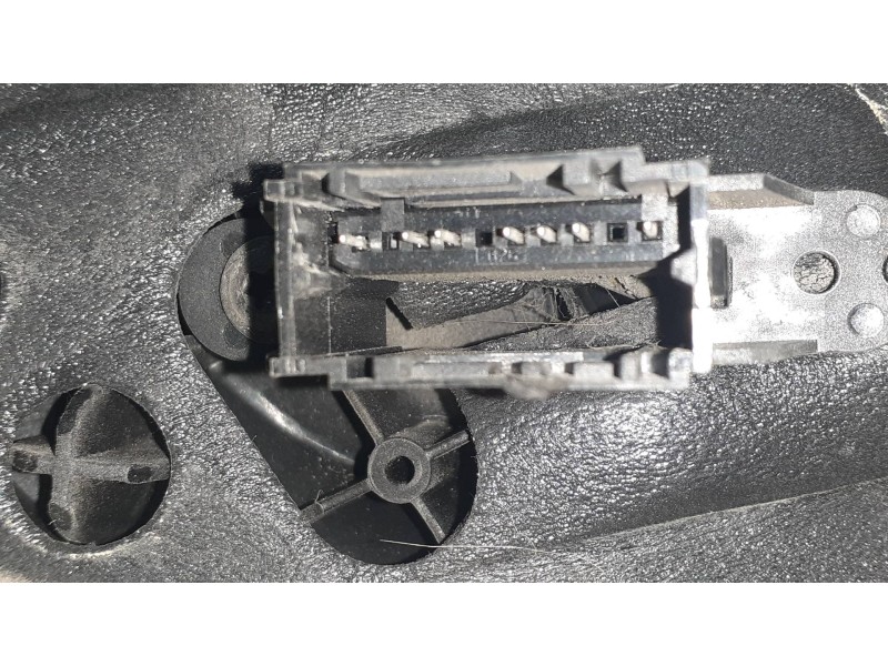 Recambio de retrovisor derecho para renault clio ii fase ii (b/cb0) campus referencia OEM IAM 018011  ELECTRICO