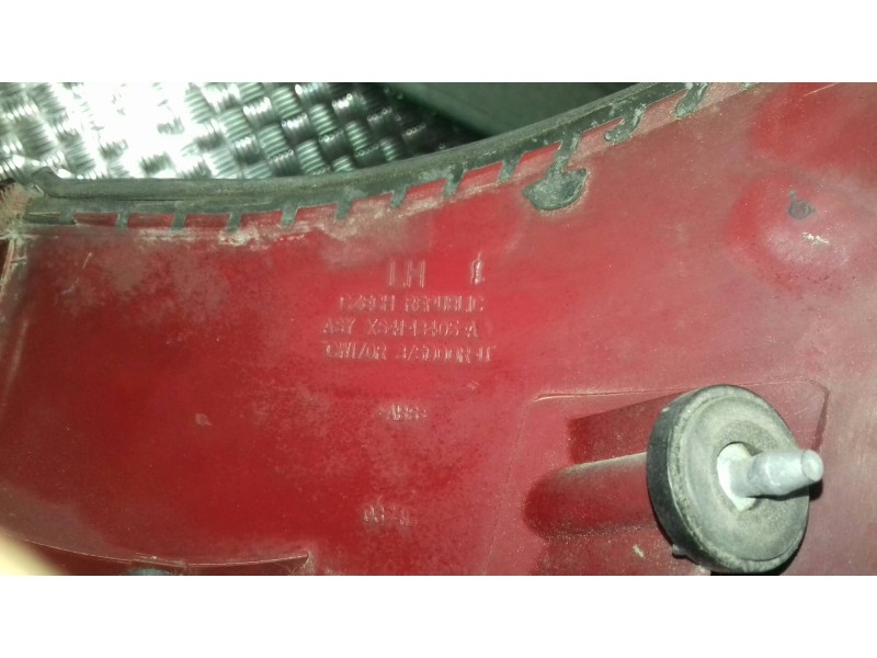 Recambio de piloto trasero izquierdo para ford focus berlina (cak) ambiente referencia OEM IAM XS4X13405AC  XS4113405A