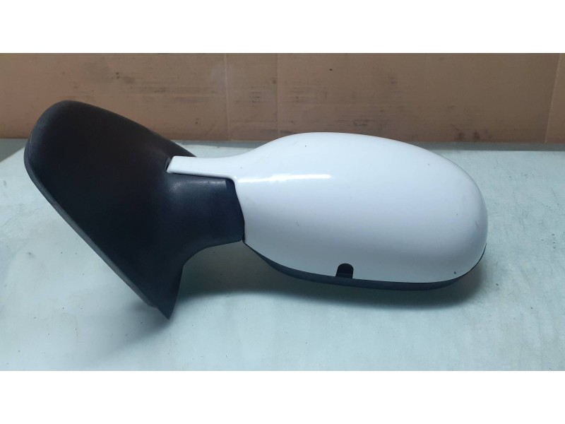 Recambio de retrovisor izquierdo para renault clio ii fase ii (b/cb0) campus referencia OEM IAM 018011  ELECTRICO