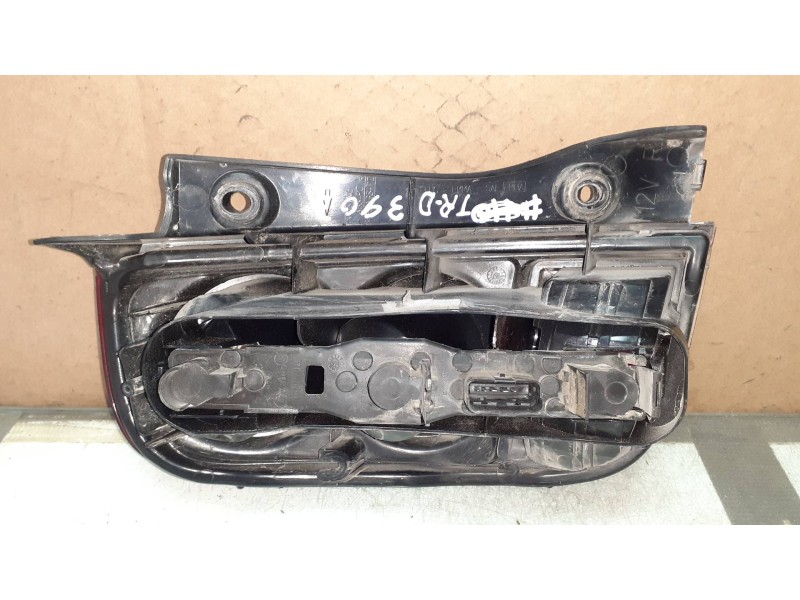 Recambio de piloto trasero derecho para nissan micra (k12e) acenta referencia OEM IAM   