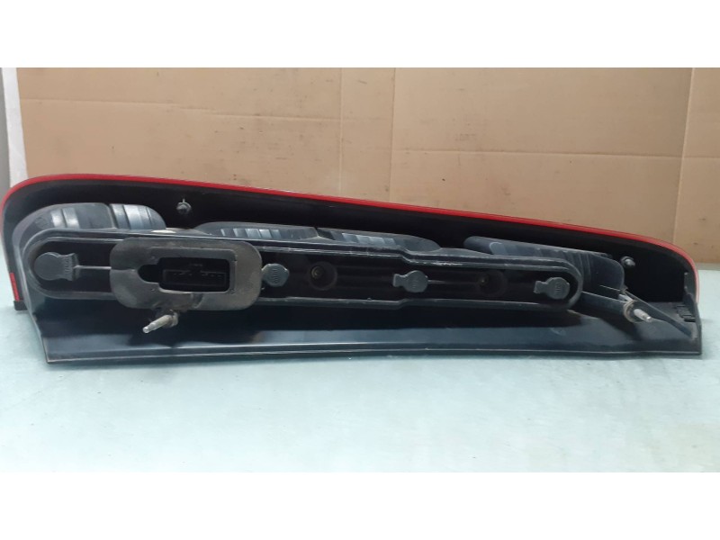 Recambio de piloto trasero derecho para ford focus c-max (cap) ambiente (d) referencia OEM IAM   