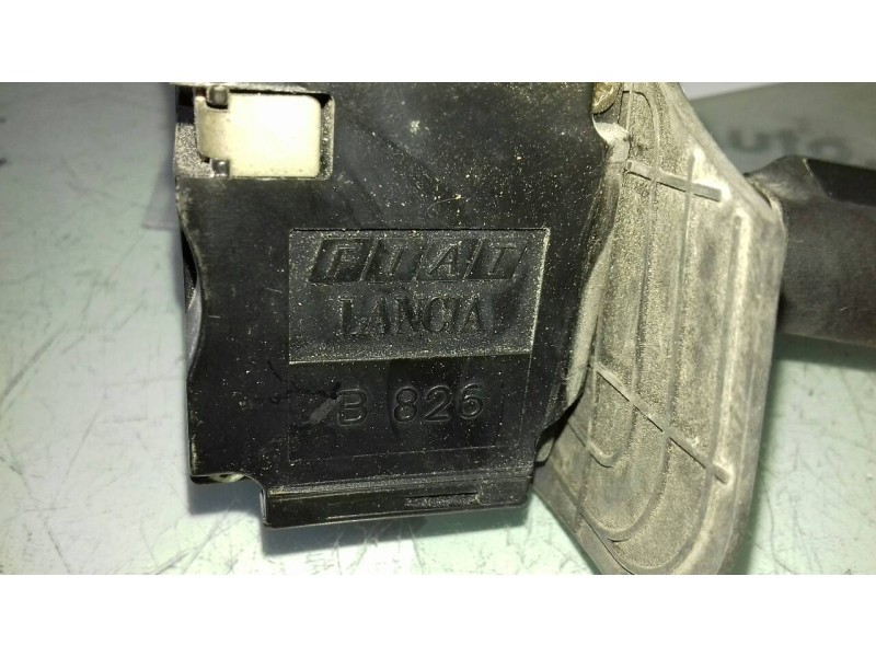 Recambio de mando limpia para lancia dedra berl. referencia OEM IAM B826  10 PINES