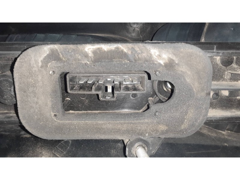 Recambio de piloto trasero izquierdo para ford focus c-max (cap) ambiente (d) referencia OEM IAM   