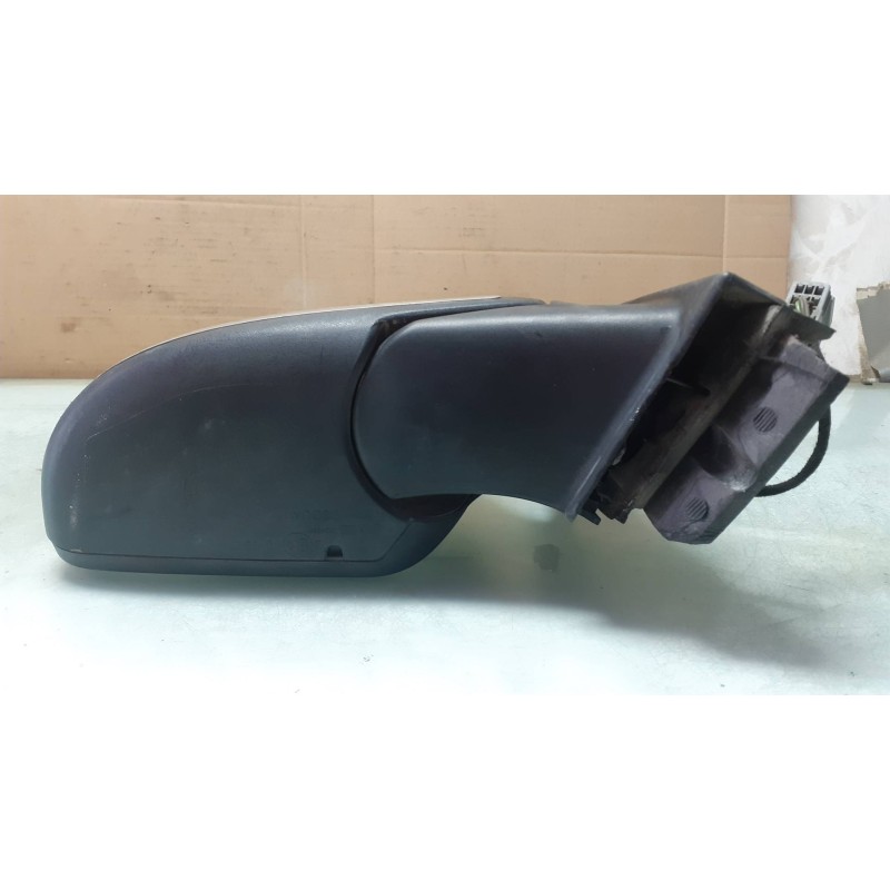 Recambio de retrovisor derecho para ford focus c-max (cap) ambiente (d) referencia OEM IAM 3U84508  ELECTRICO