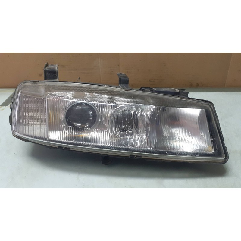 Recambio de faro derecho para opel calibra básico referencia OEM IAM 13712400  