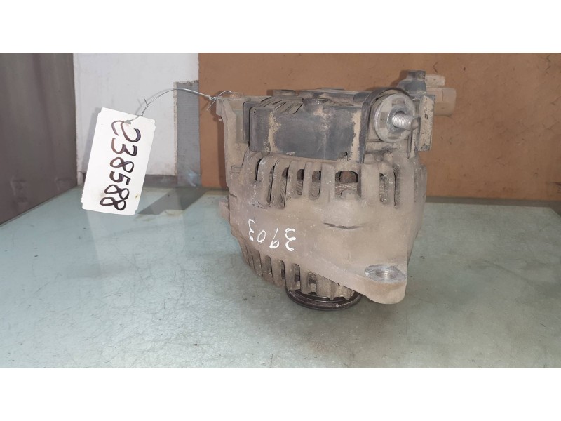 Recambio de alternador para nissan micra (k12e) acenta referencia OEM IAM 23100AX600 VALEO 80A