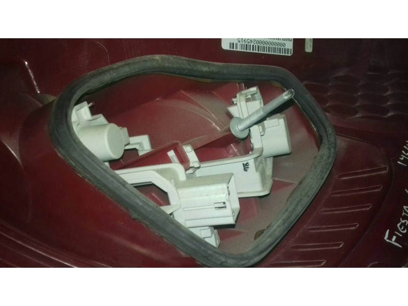 Recambio de piloto trasero izquierdo para ford fiesta (cb1) ghia referencia OEM IAM 8A6113405A  